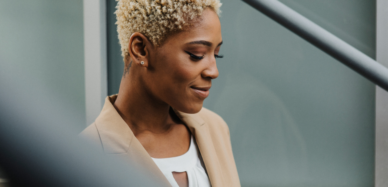 Read VERGE Lifestyle & Urban Culture Magazine and Become Inspired! The women's lifestyle magazine about fashion, beauty, culture, wellness, and personal and professional empowerment. Download the latest issue.